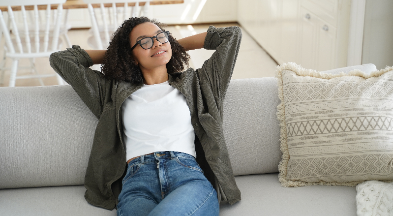 womane relxing re sized